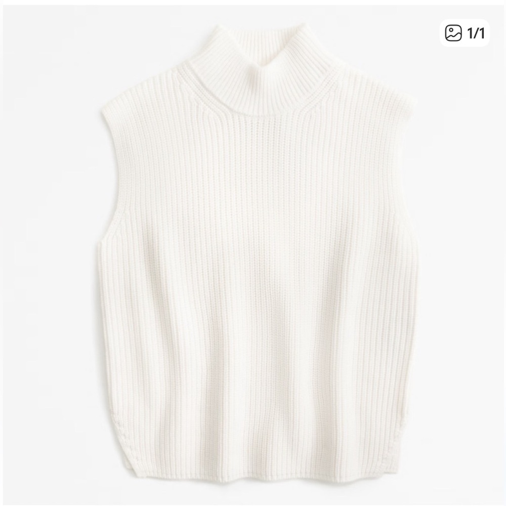 Abercrombie & Fitch Cream Sleeveless Turtleneck Sweater